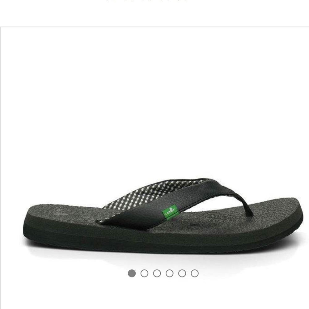Women’s Sanuk yoga mat sandal black